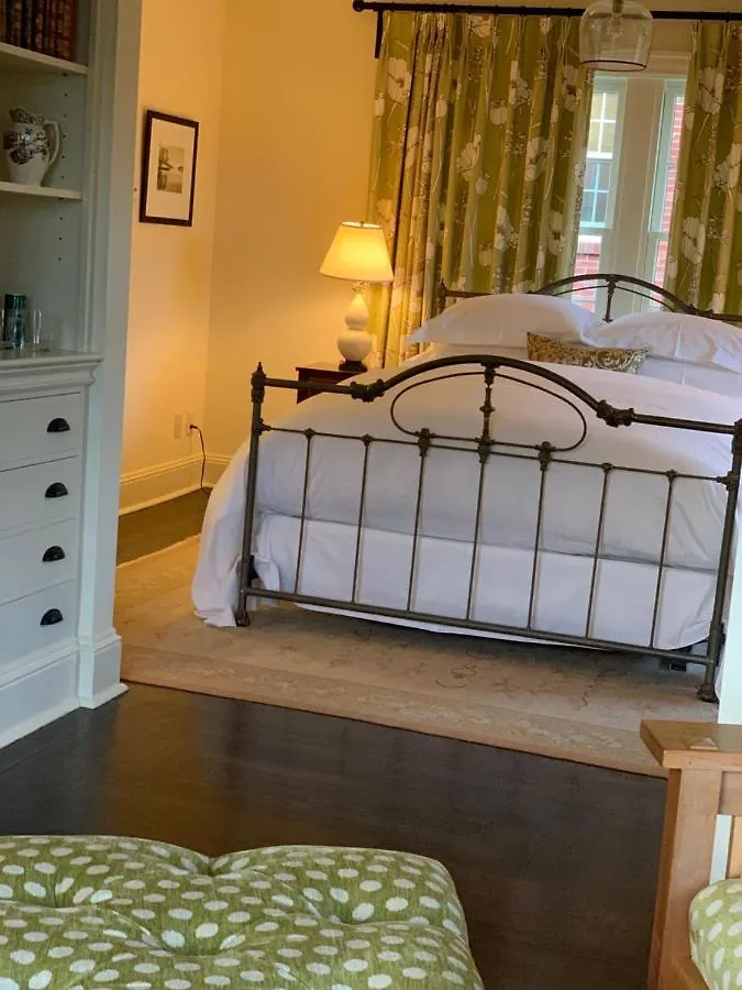 ベッド・アンド・ブレックファスト The Pebble Bed And Breakfast ハリファックス